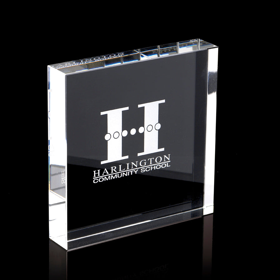 Optical Crystal Square 10cm x 10cm x 2cm supplied in a presentation box
